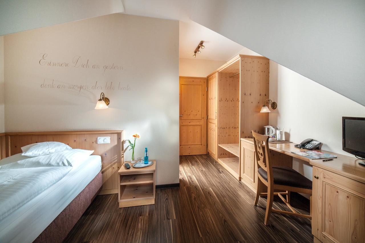 Hotel Eschenhof Kirchheim bei Muenchen Экстерьер фото